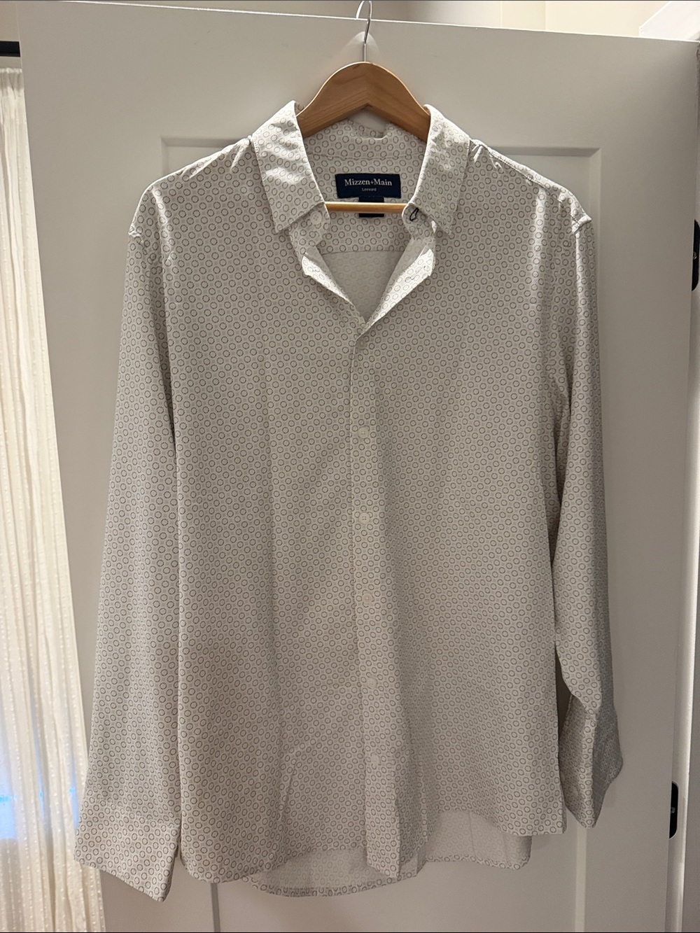 Mizzen+Main White Micro Geo Button-Down Shirt